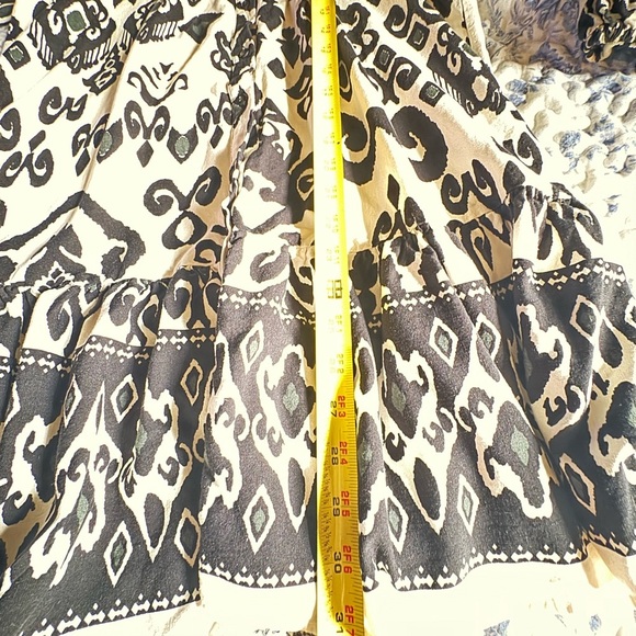 Zara Black and White Mini Sundress with Bishop Sleeves - Picture 9 of 11